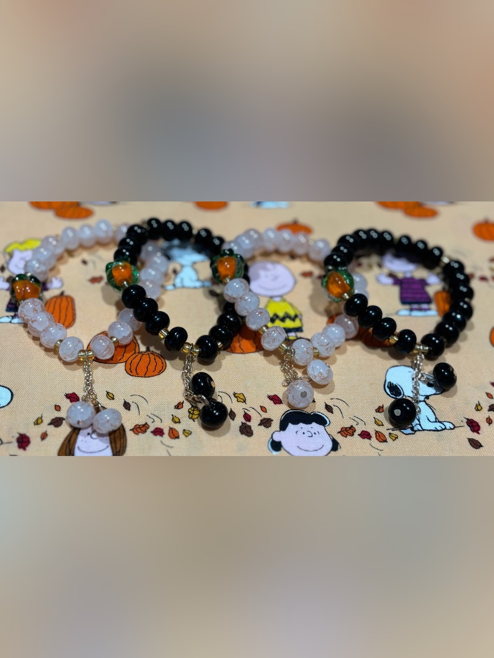 New Autumn Pumpkin Glass Beaded Bracelet Set - Black & White 4pc - Picture 2 of 2